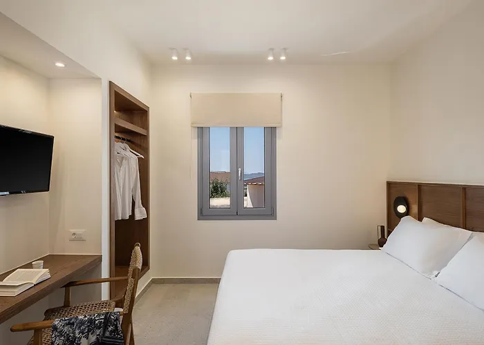 Seyian * Hriszí Aktí Haniá